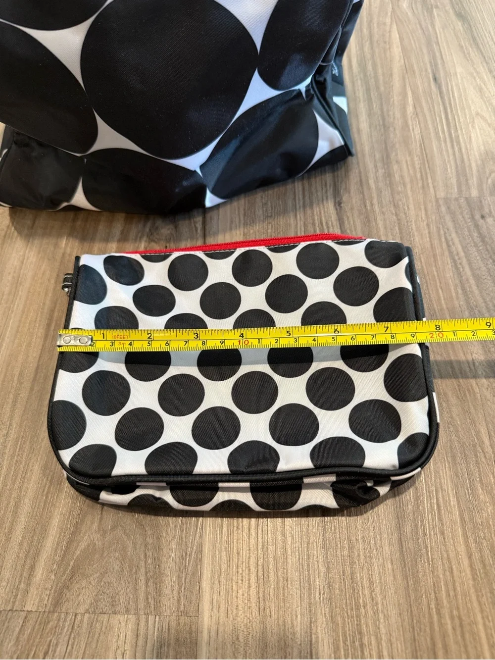 N/A stylish black